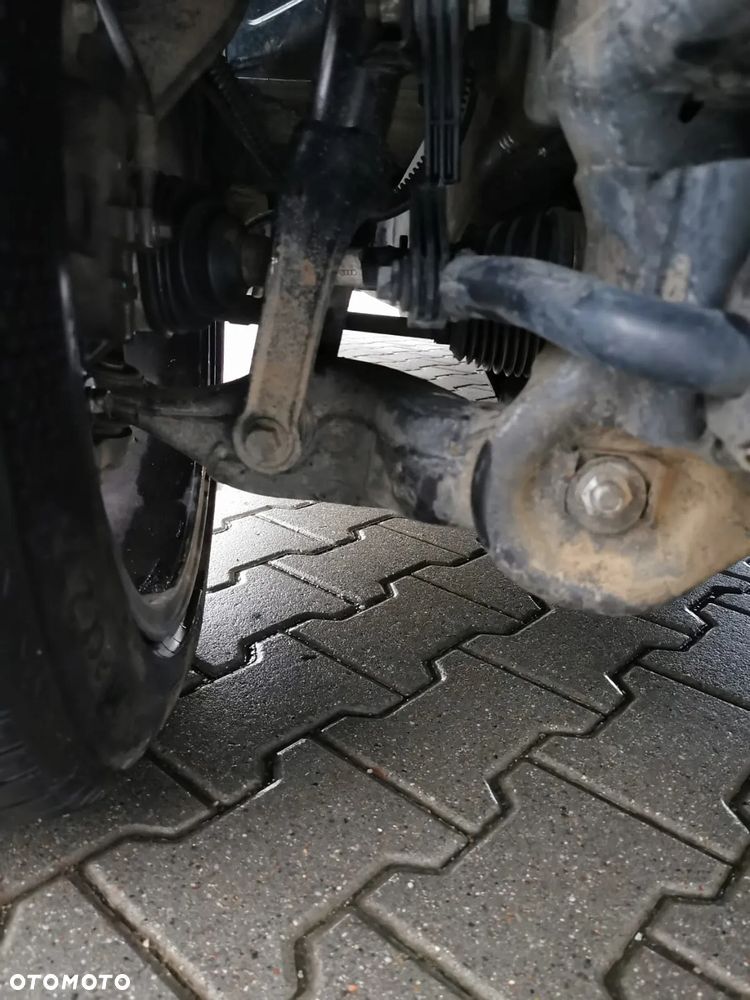 Volkswagen Amarok 3.0 TDI 4MOTION Autm Highline - 33