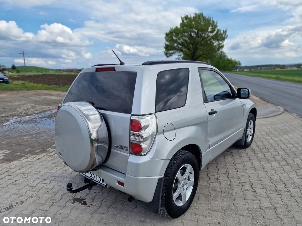 Suzuki Grand Vitara 1.6 - 9