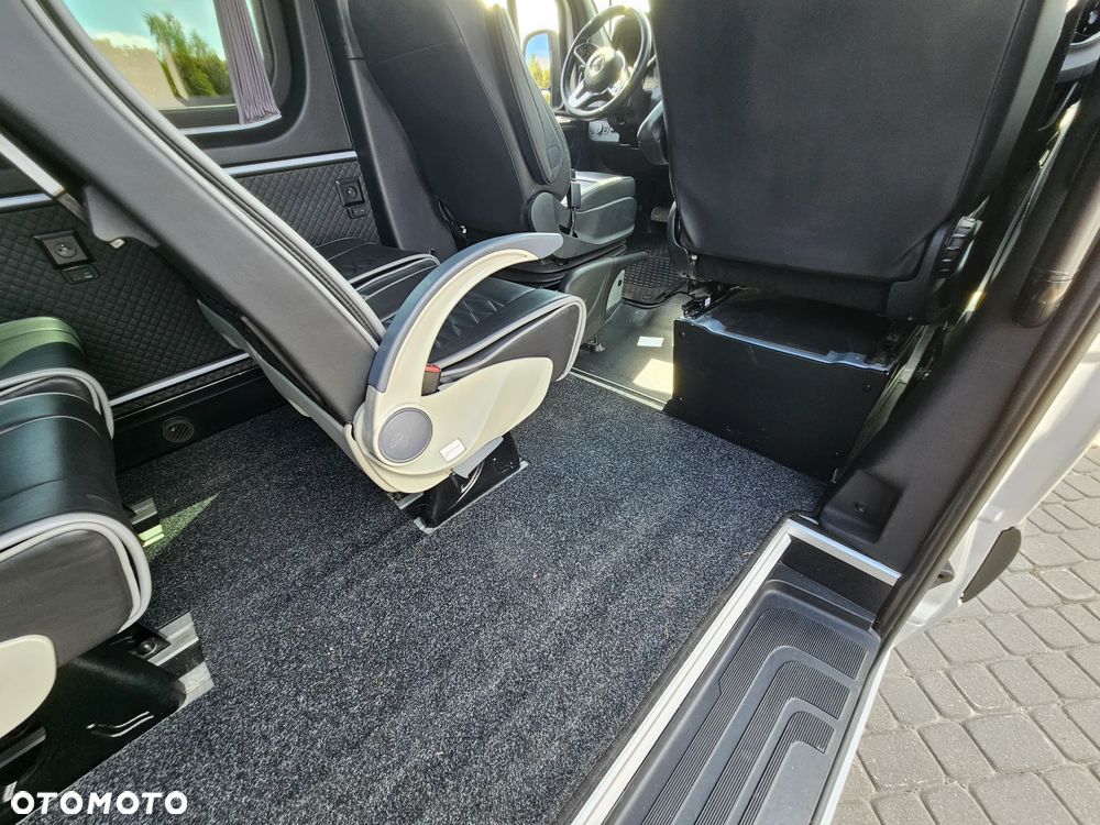 Mercedes-Benz Sprinter Long BASE 9G-Tronic 907.255 - 23