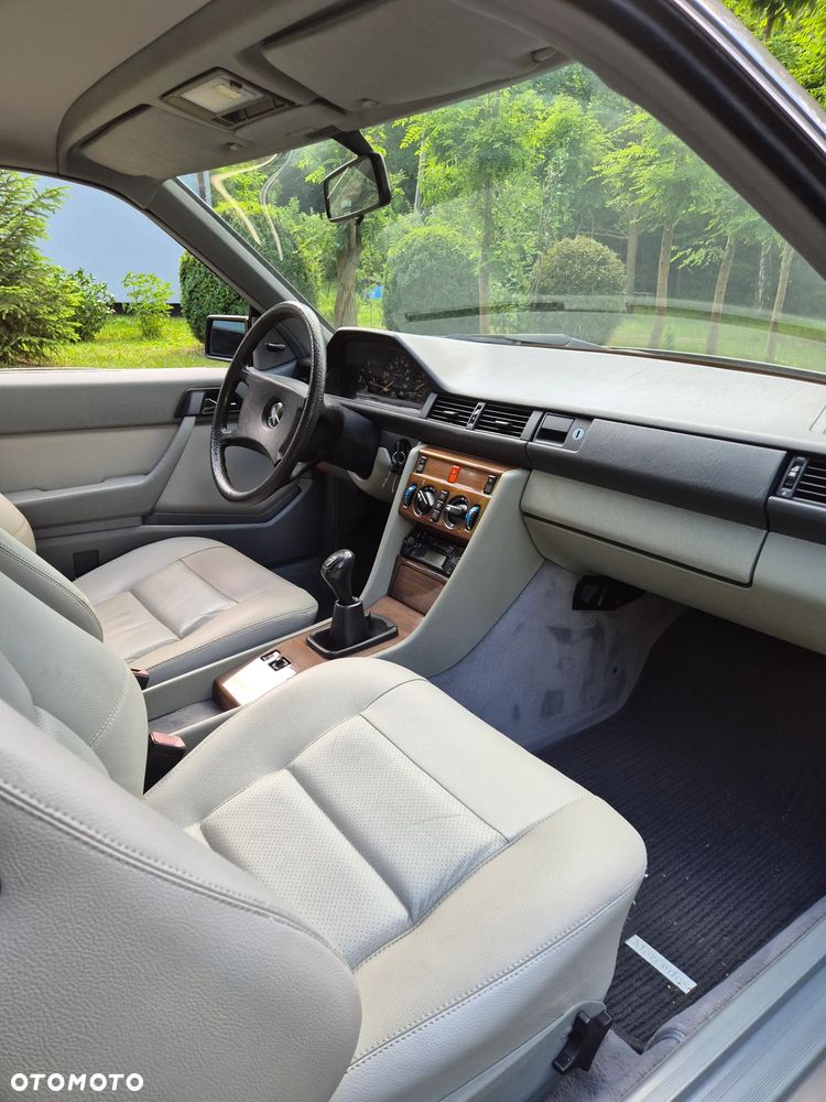 Mercedes-Benz W124 (1984-1993) - 8