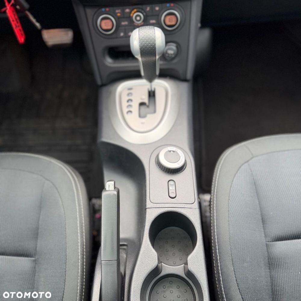 Nissan Qashqai - 22