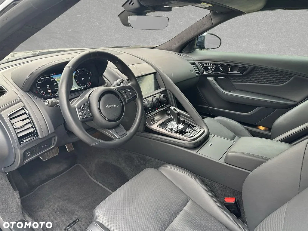 Jaguar F-Type Cabriolet P450 AWD 75 - 6