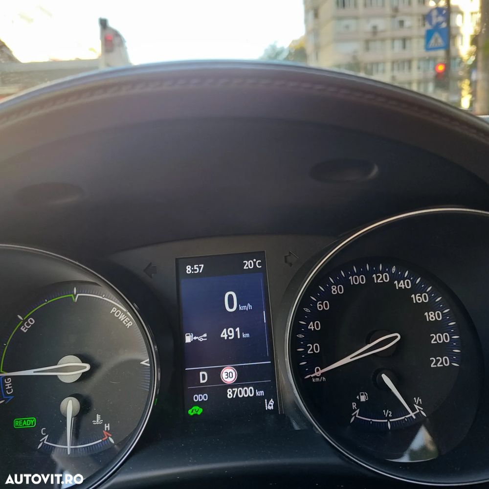 Toyota C-HR 2.0 HSD 184 CP 4x2 CVT Classy Bi-Tone - 10