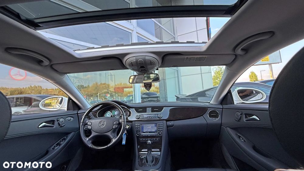 Mercedes-Benz CLS 500 - 2