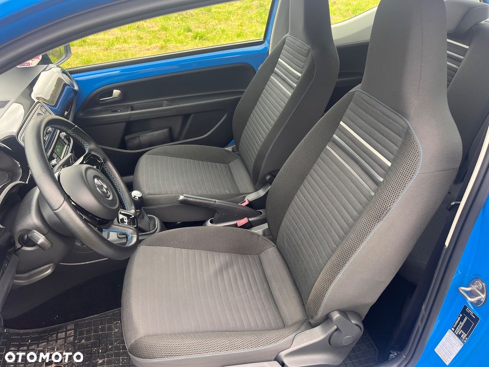 Volkswagen up! cup - 17