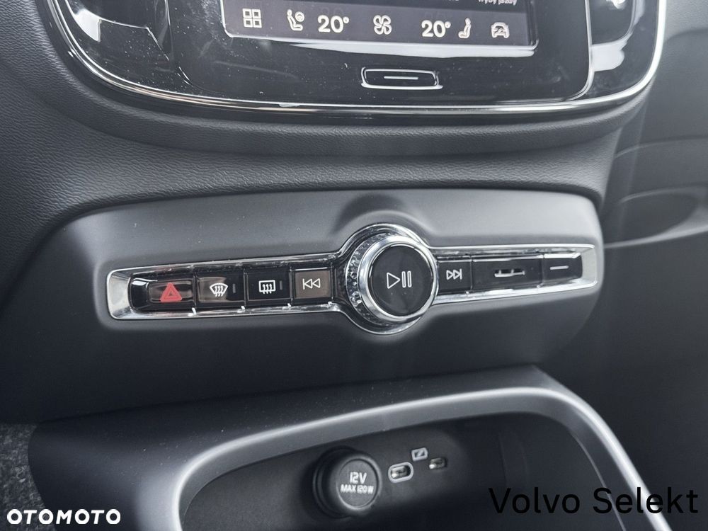 Volvo XC 40 - 21