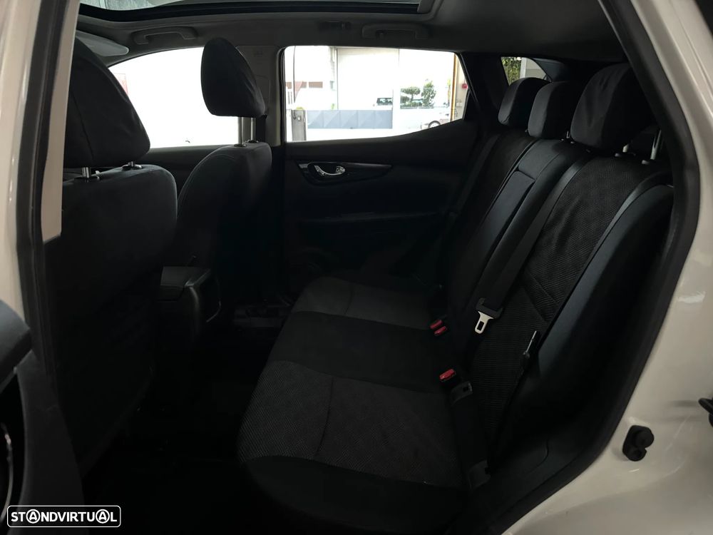 Nissan Qashqai 1.2 DIG-T TEKNA+ - 24