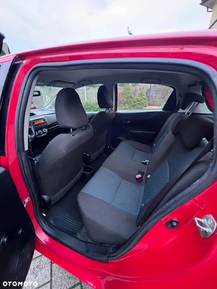 Toyota Yaris 1.0 Luna EU5 - 12