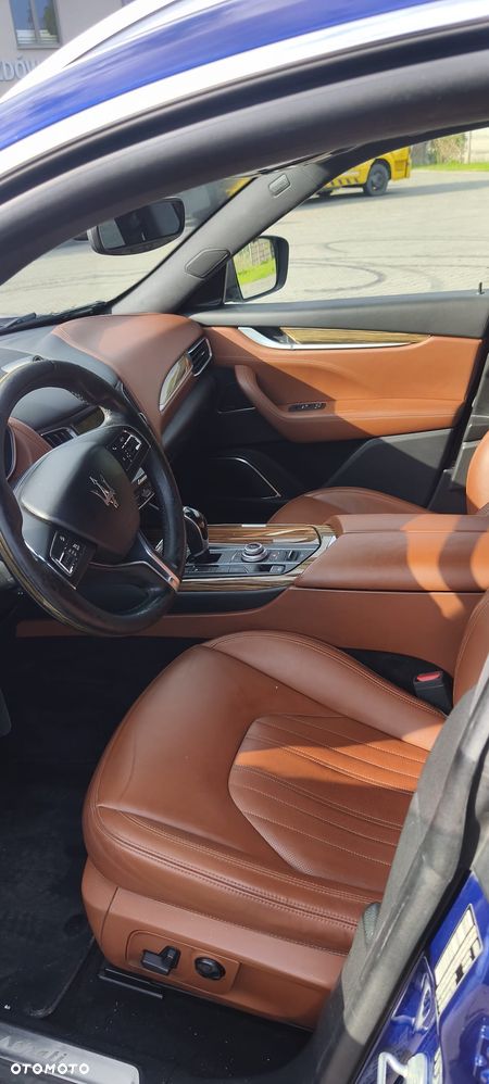 Maserati Levante S Essence - 6