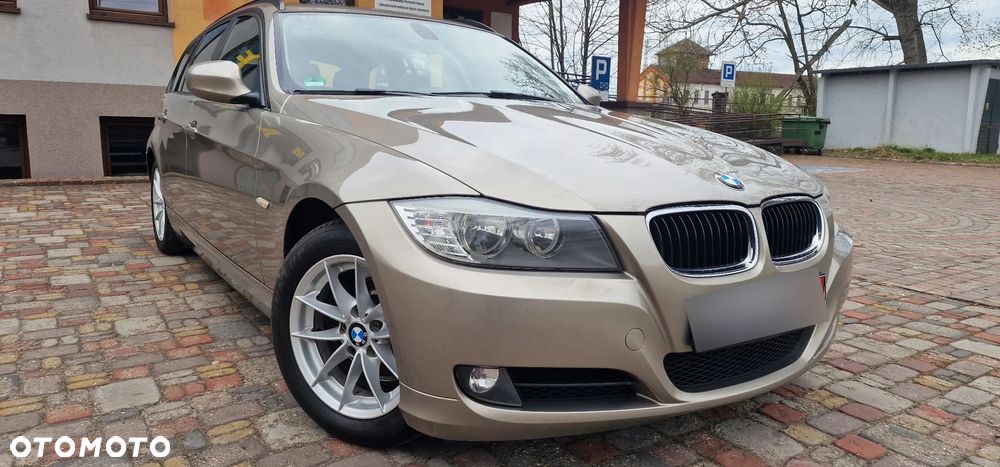 BMW Seria 3 320d DPF Edition Sport - 1