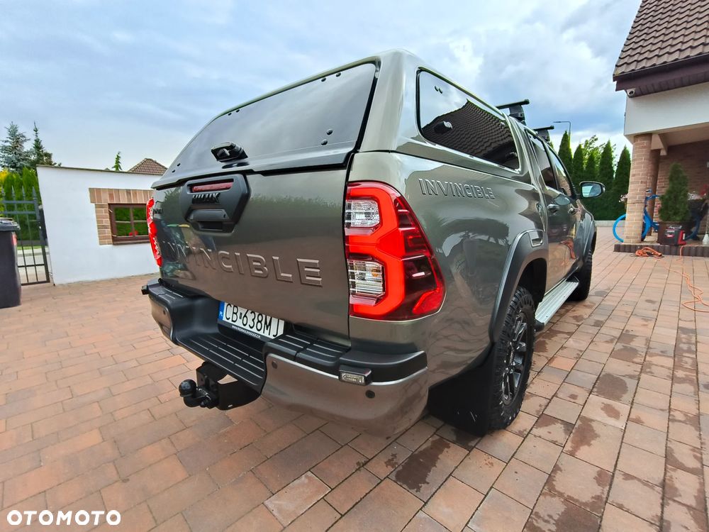 Toyota Hilux 2.8 D-4D Double Cab Invincible 4x4 - 4