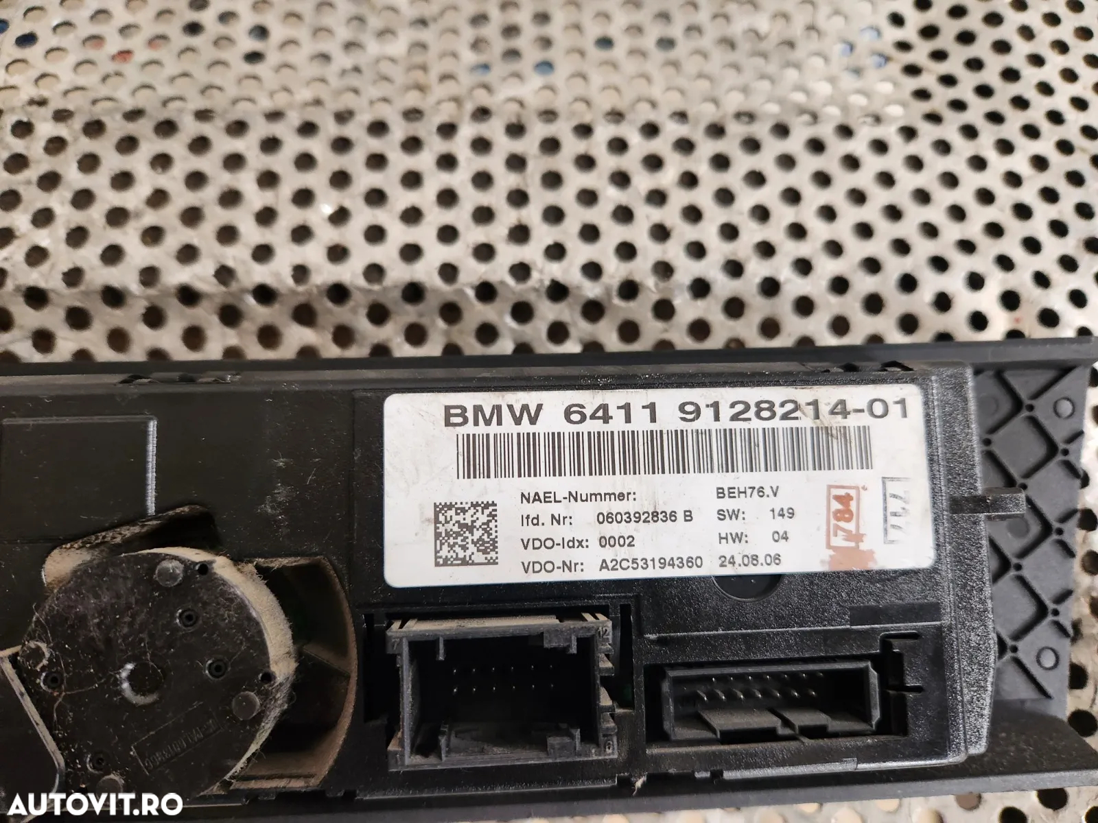 Panou Modul Display Clima Dublu Climatronic Bmw E90 E91 E92 Cod  - Dezmembrari Arad - 7