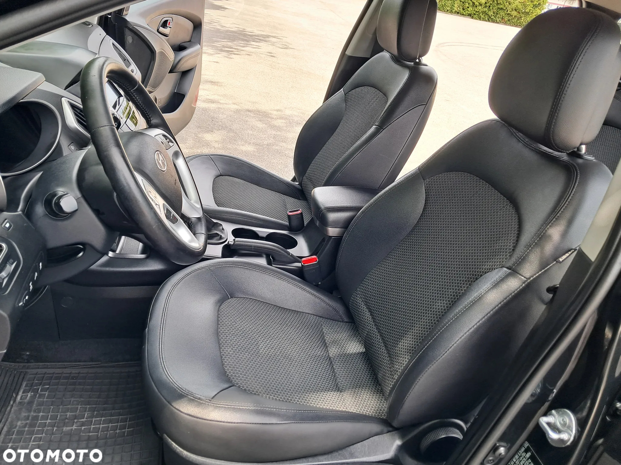 Hyundai ix35 2.0 4WD Premium - 19