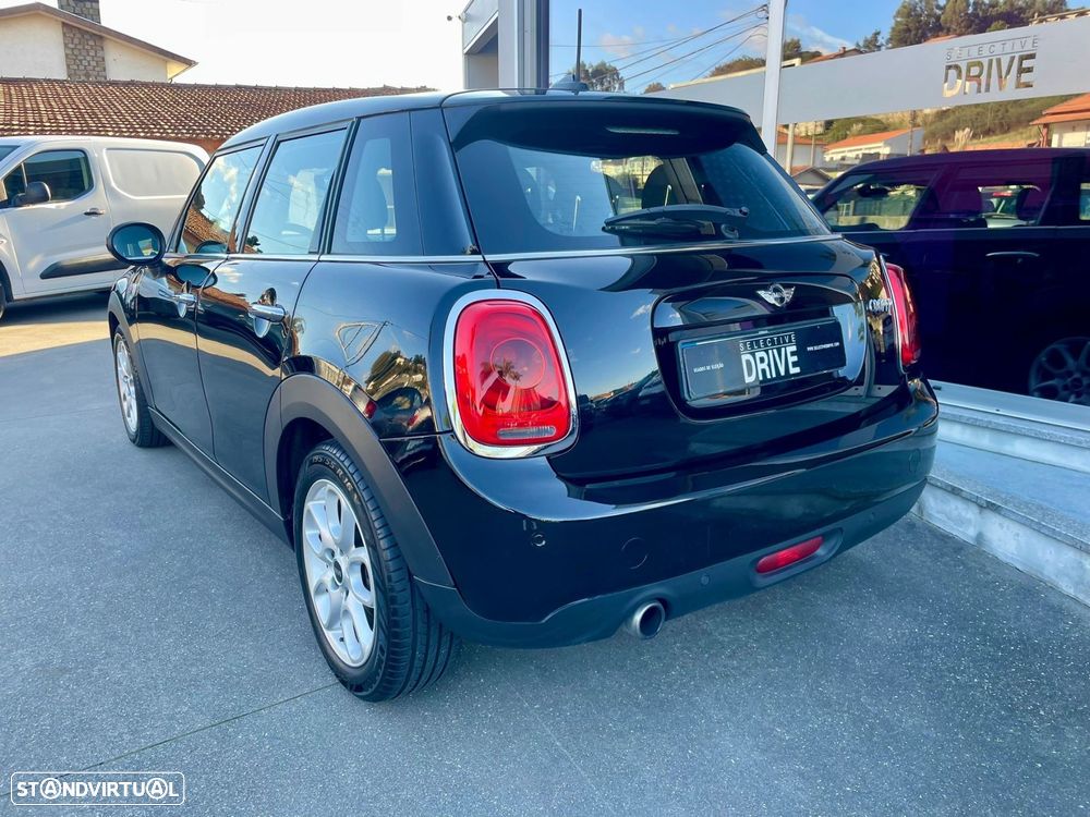 MINI 5 Portas Cooper Auto - 6