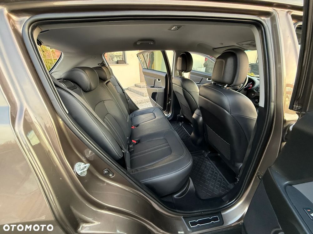 Kia Sportage 1.7 CRDI XL 2WD - 25