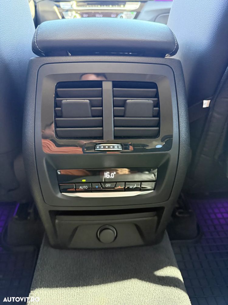 BMW X3 xDrive20i Aut. Luxury Line - 17