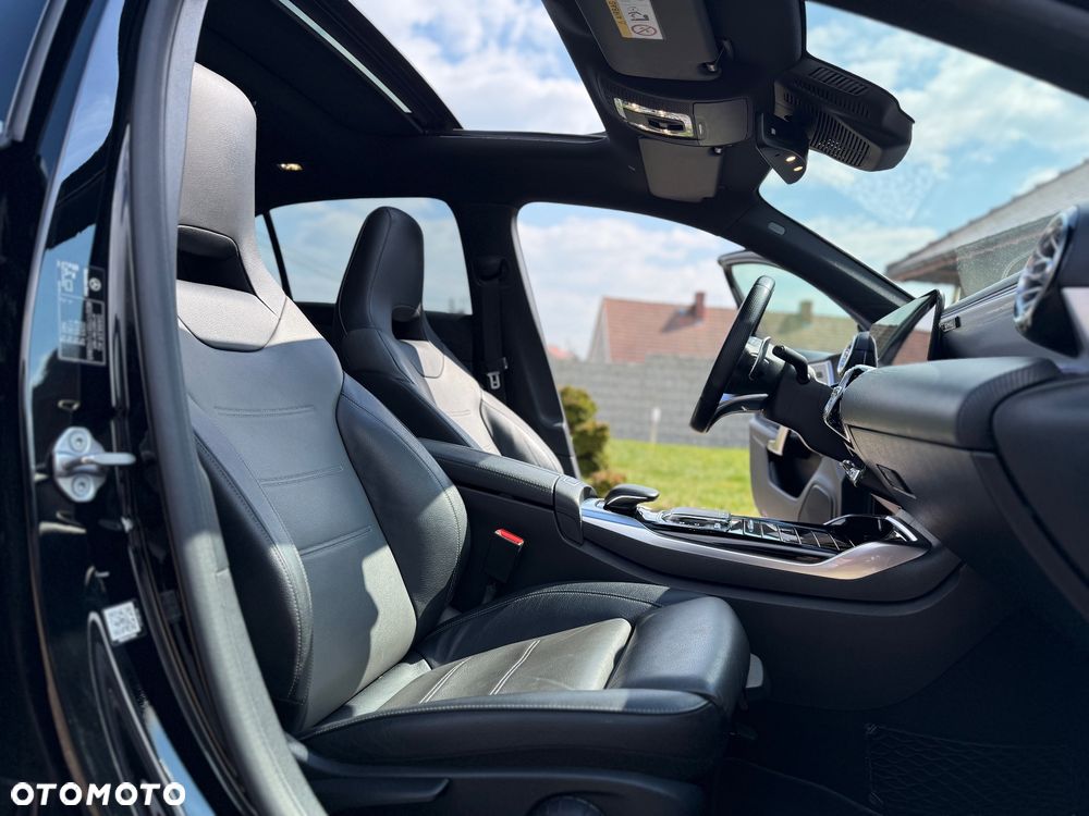 Mercedes-Benz Klasa A 35 AMG 4-Matic 7G-DCT - 23