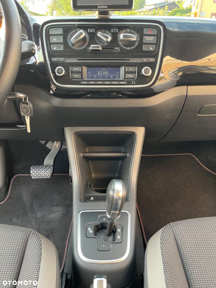 Volkswagen up! - 21
