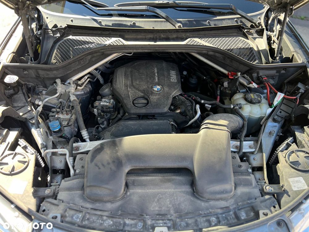 BMW X5 xDrive25d - 8