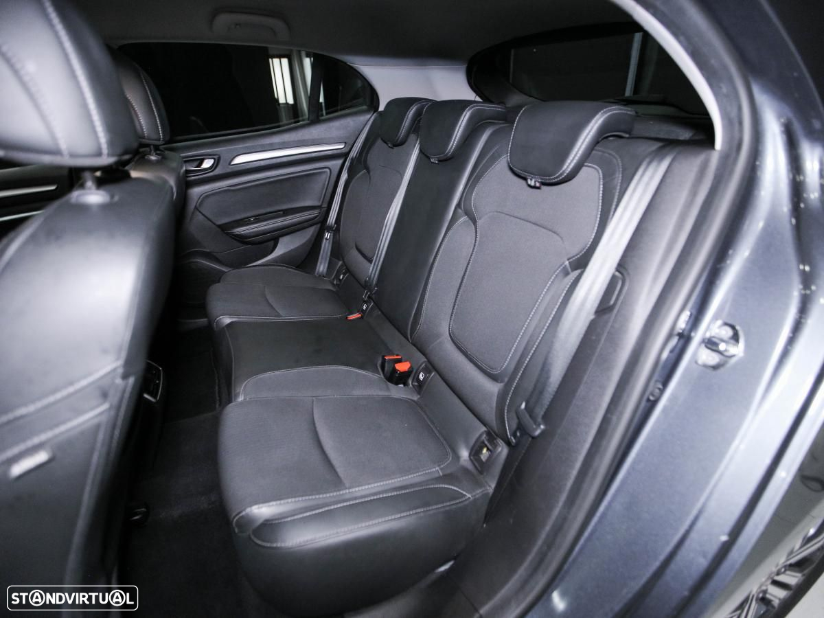 Renault Mégane 1.5 Blue dCi Intens - 10