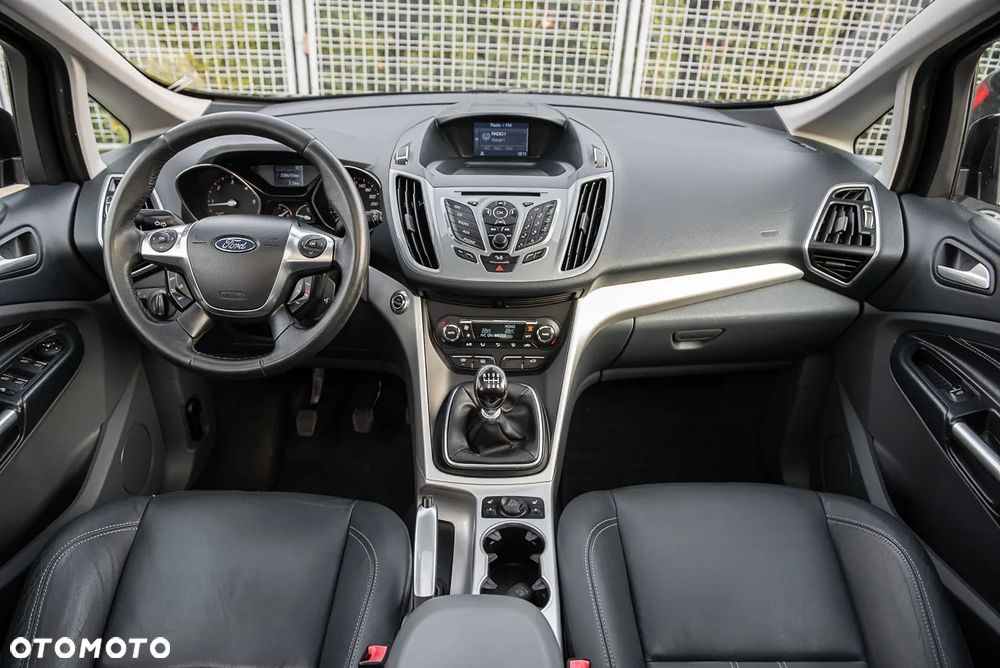 Ford Grand C-MAX - 29