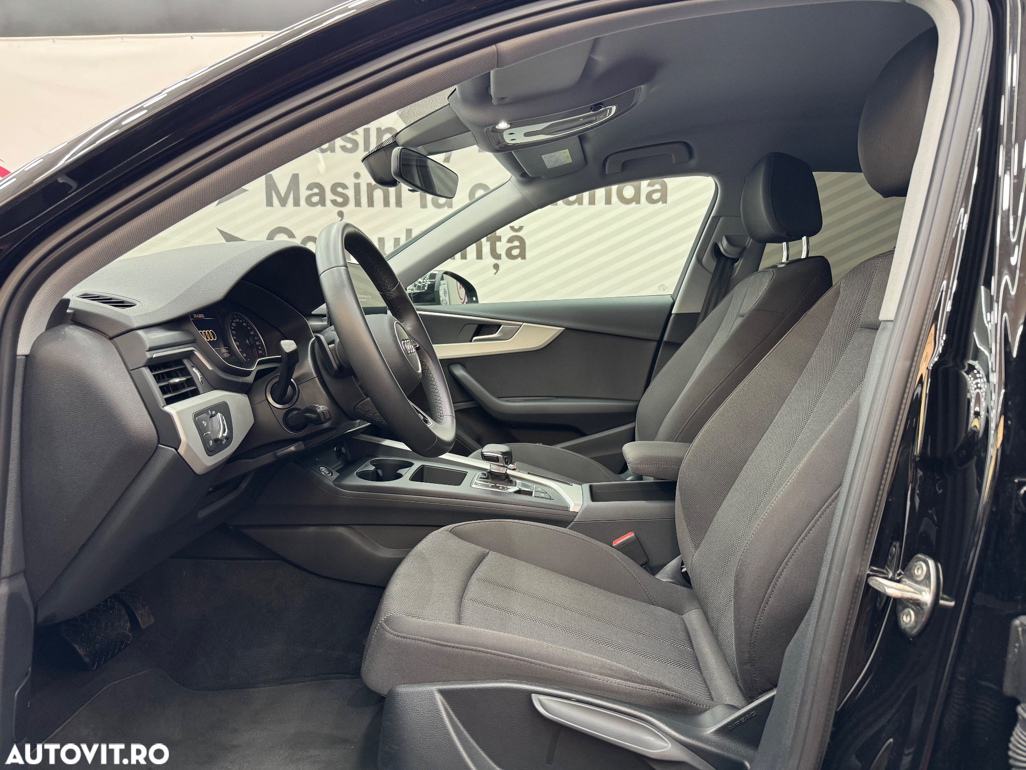 Audi A4 Avant 2.0 35 TFSI S tronic MHEV Basic - 14
