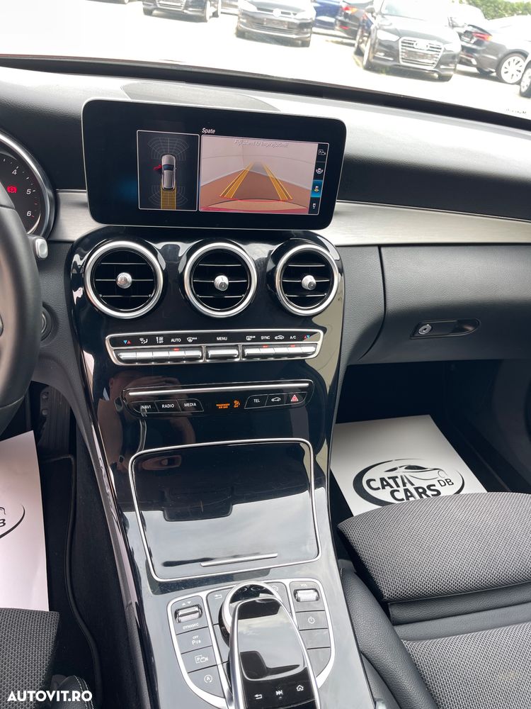Mercedes-Benz C 220 d 4Matic 9G-TRONIC Avantgarde - 32