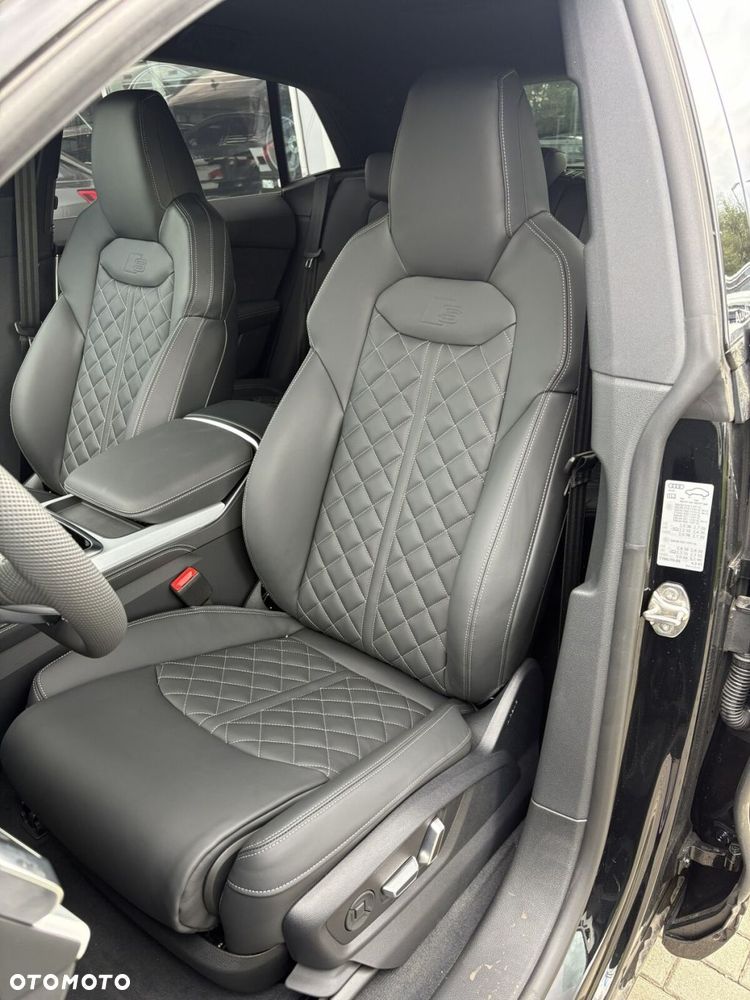 Audi Q8 - 13