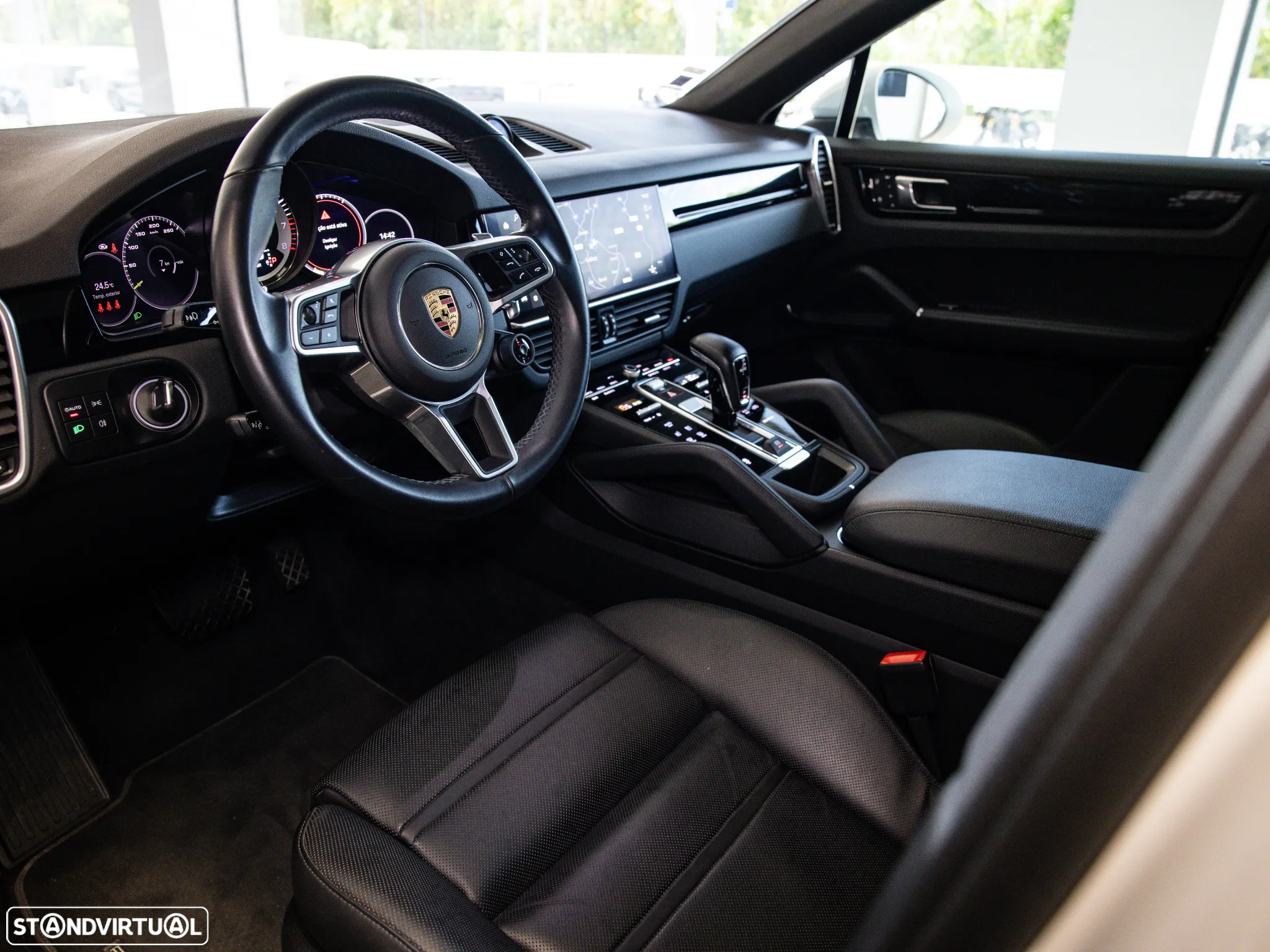 Porsche Cayenne Coupé E-Hybrid - 30