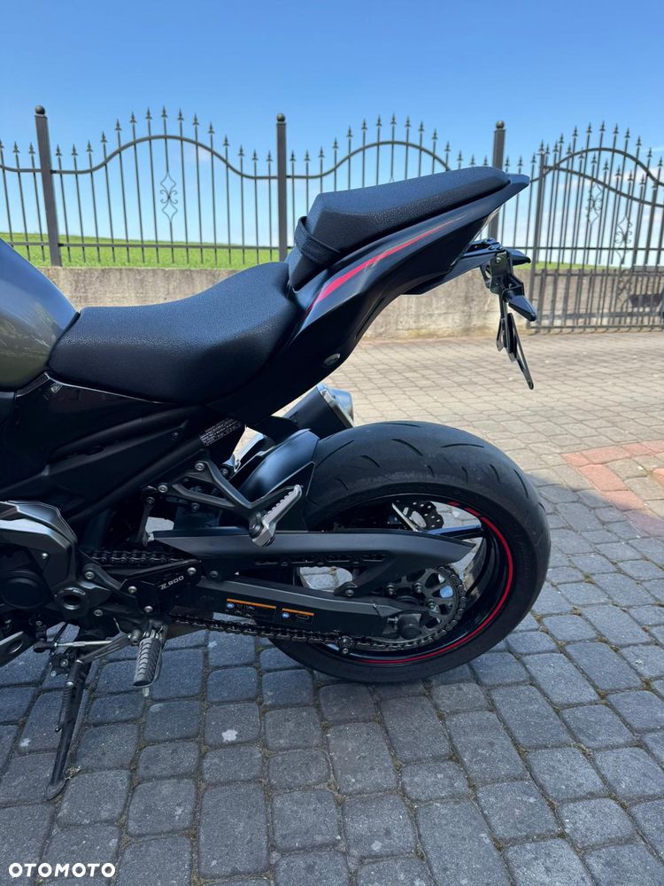 Kawasaki Z 900 - 12