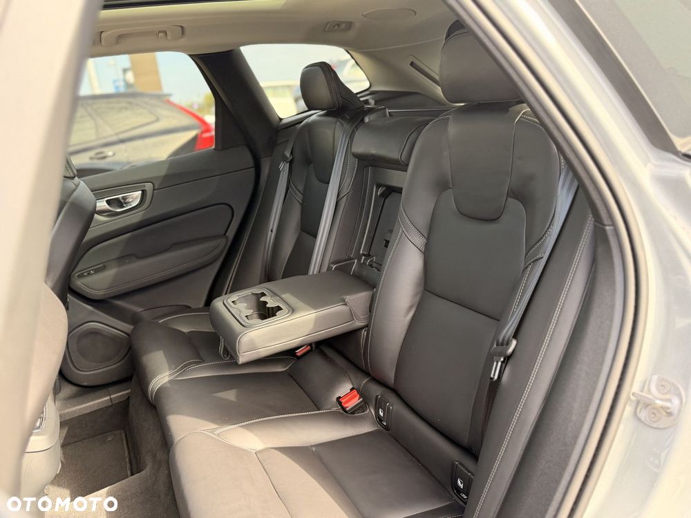 Volvo XC 60 - 37