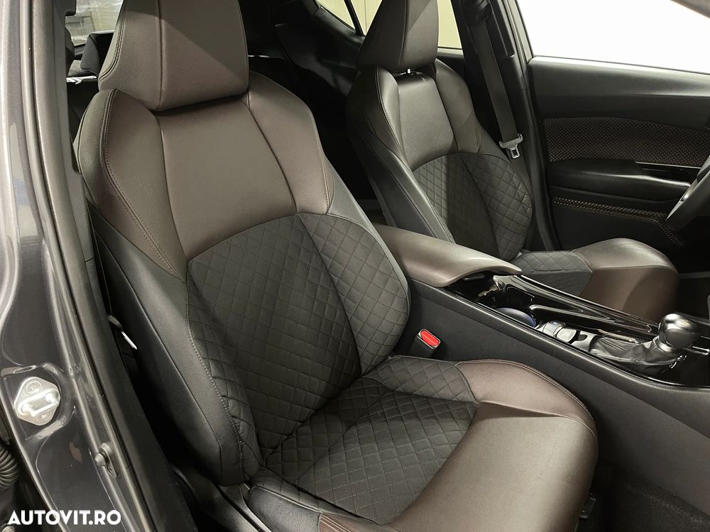 Toyota C-HR Lounge - 10