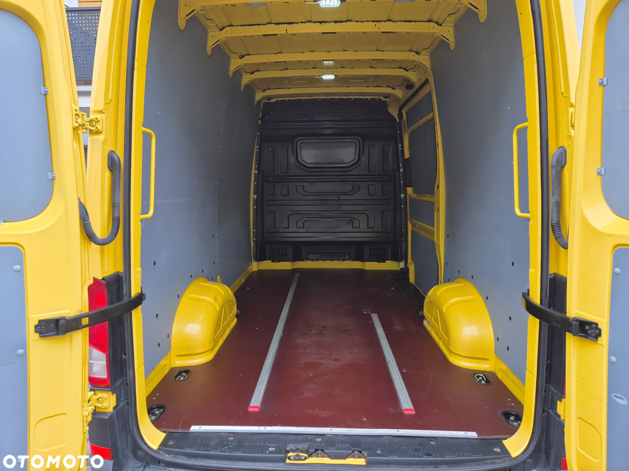 Volkswagen CRAFTER - 17