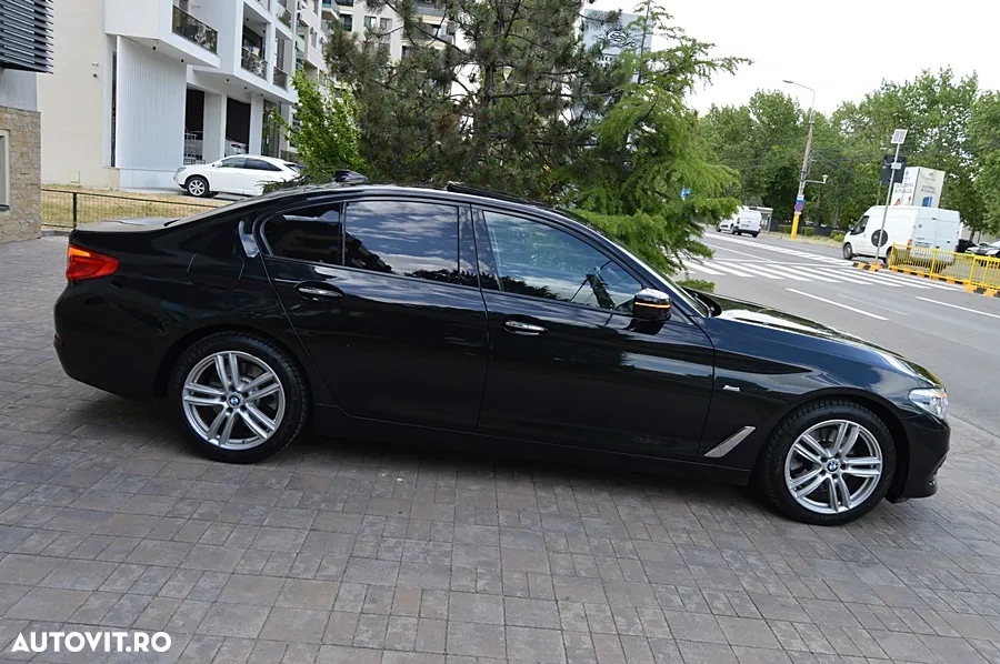 BMW Seria 5 520d xDrive AT - 40