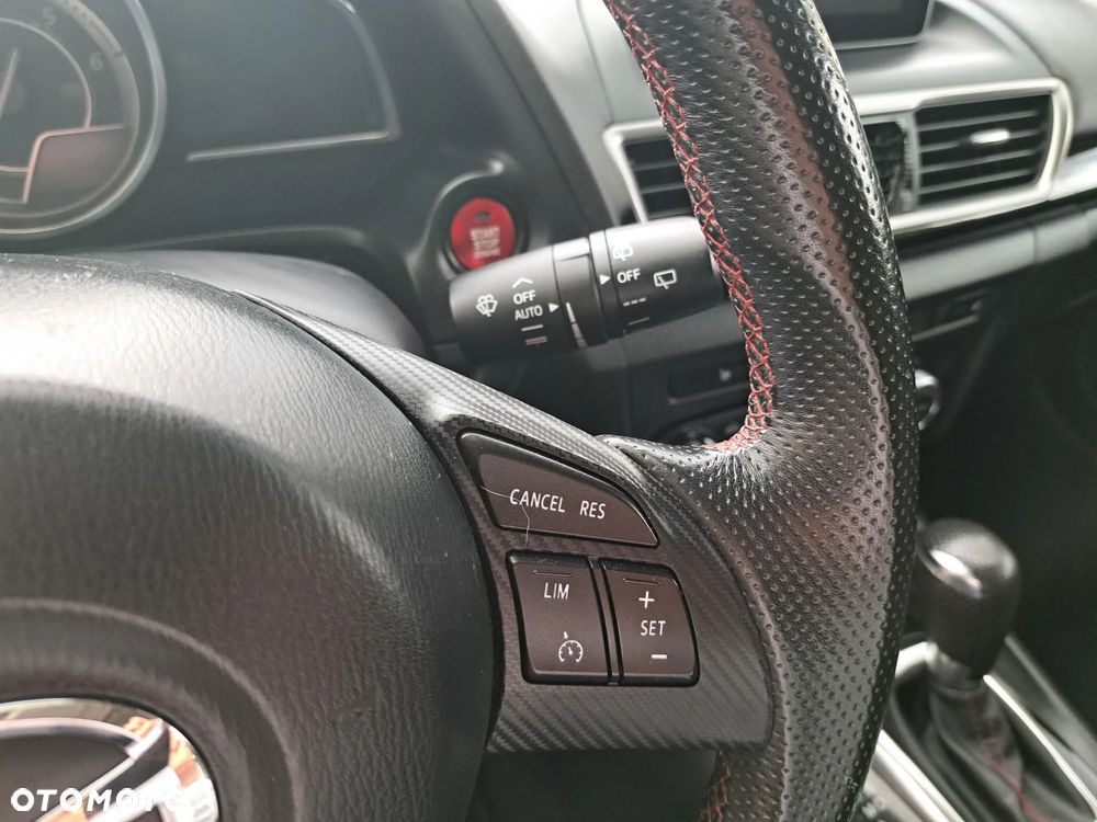 Mazda 3 - 10