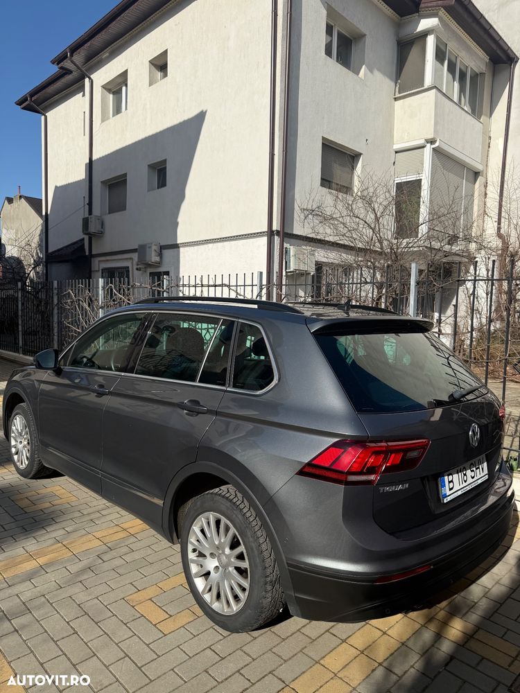 Volkswagen Tiguan 2.0 TDI DPF DSG Comfortline - 2