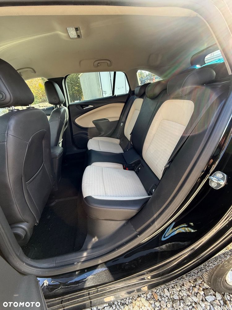 Opel Astra 1.6 BiTurbo D Start/Stop Ultimate - 14