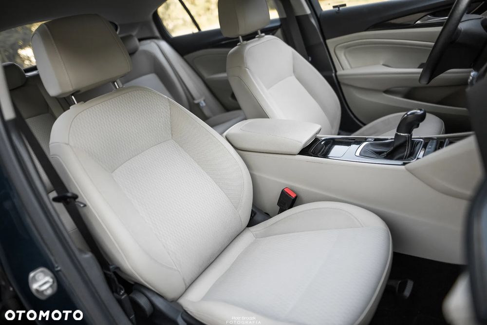 Opel Insignia 1.5 T Innovation S&S - 8