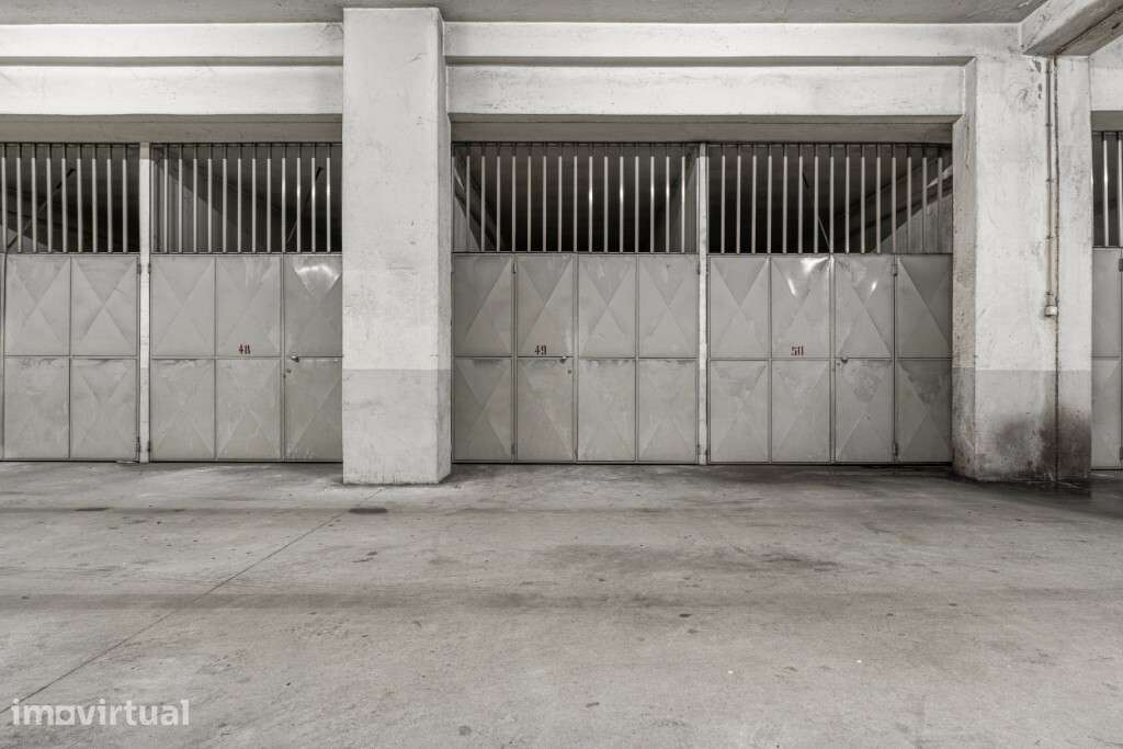 Garagem Fechada em São Vicente - Grande imagem: 3/4