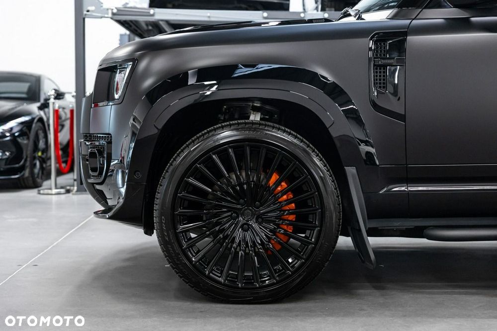 Land Rover Defender - 19