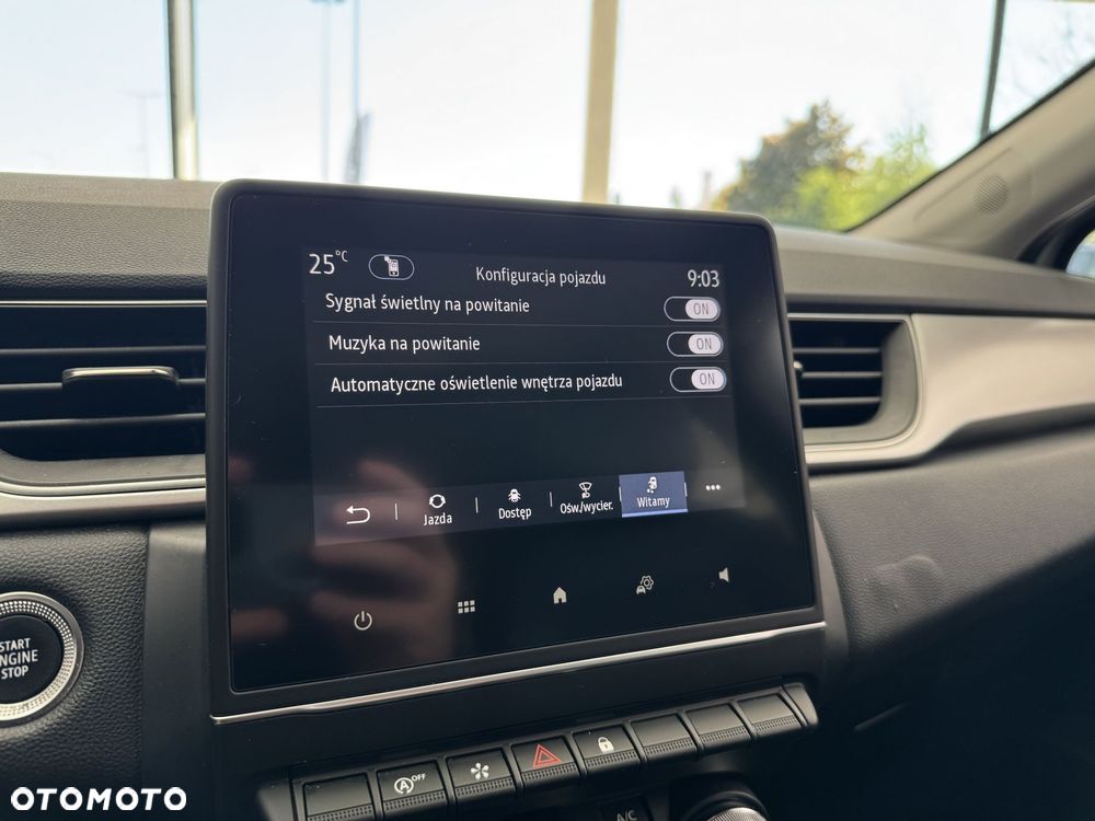 Renault Captur - 32