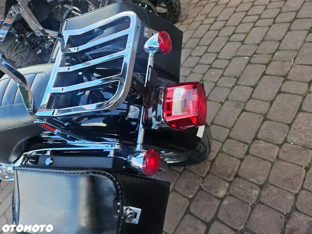 Harley-Davidson Dyna Super Glide - 23