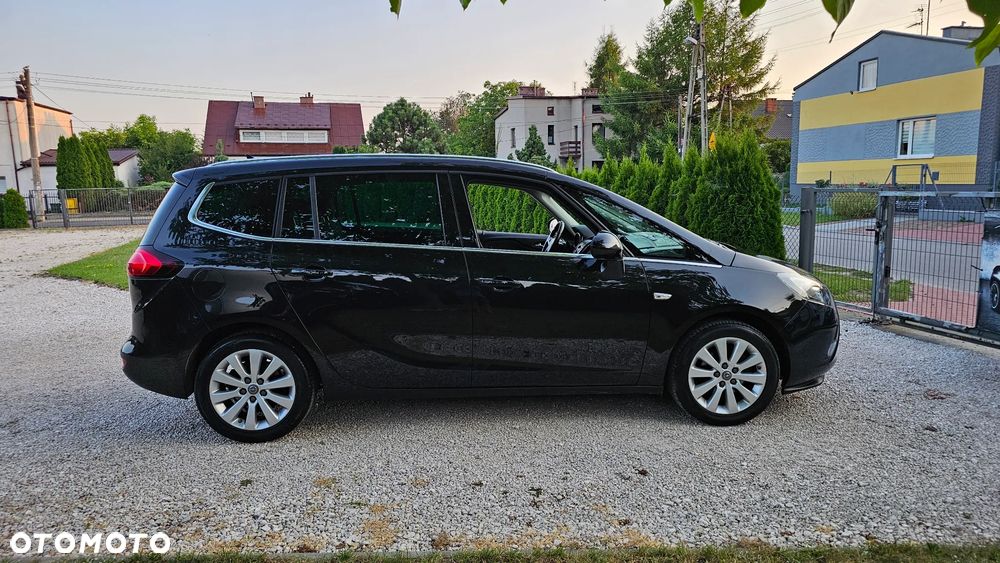 Opel Zafira - 20