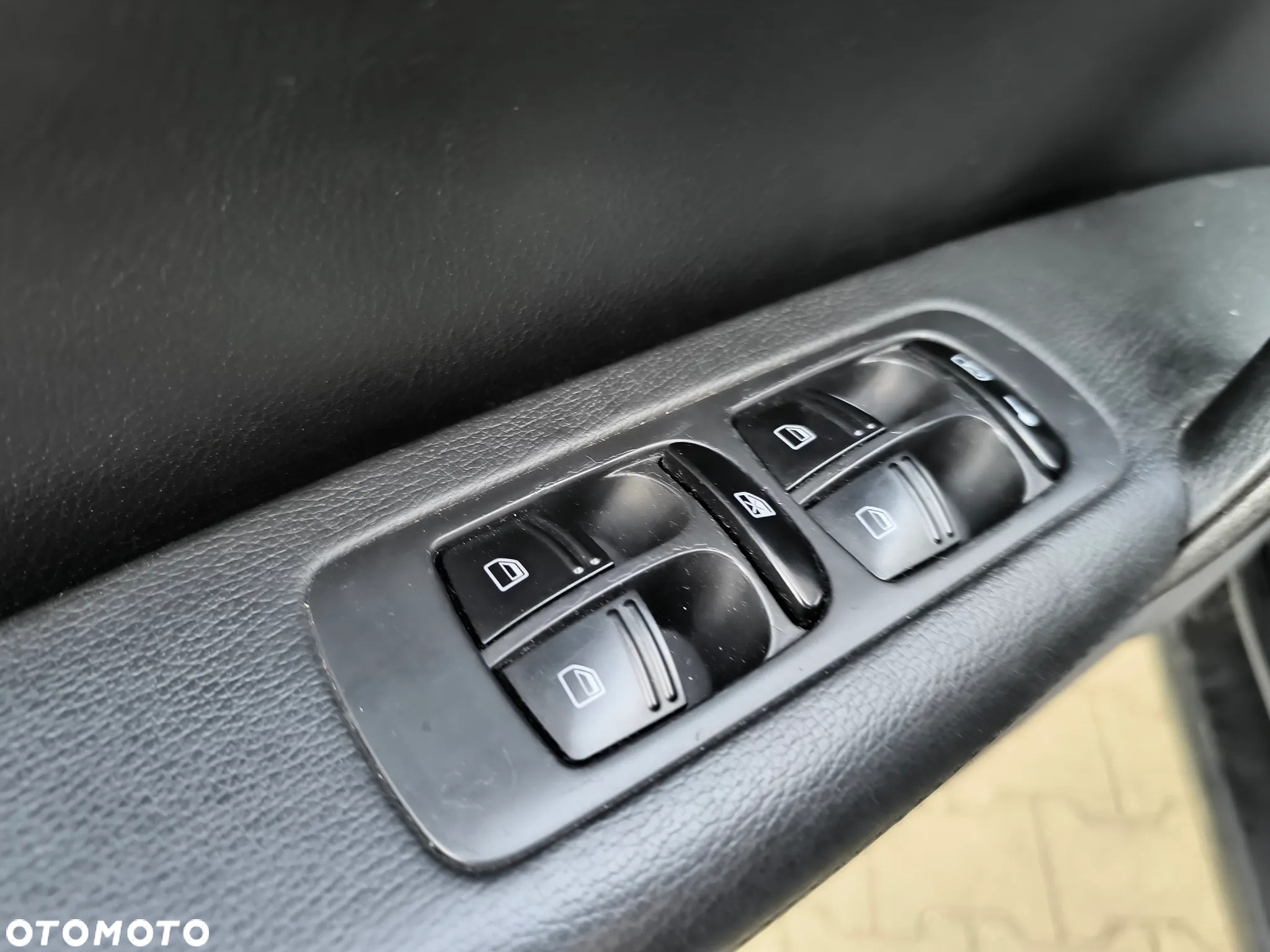 Porsche Cayenne - 24