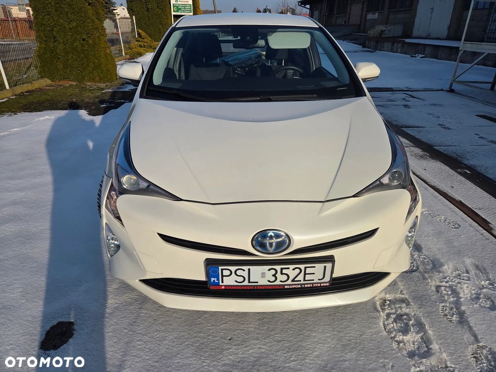 Toyota Prius 1.8 Hybrid Premium - 9