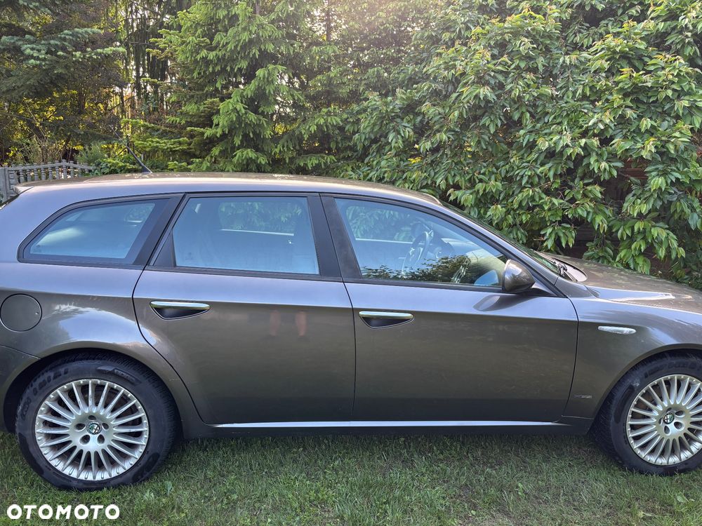 Alfa Romeo 159 1.9 JTDM 16V DPF Distinctive - 6