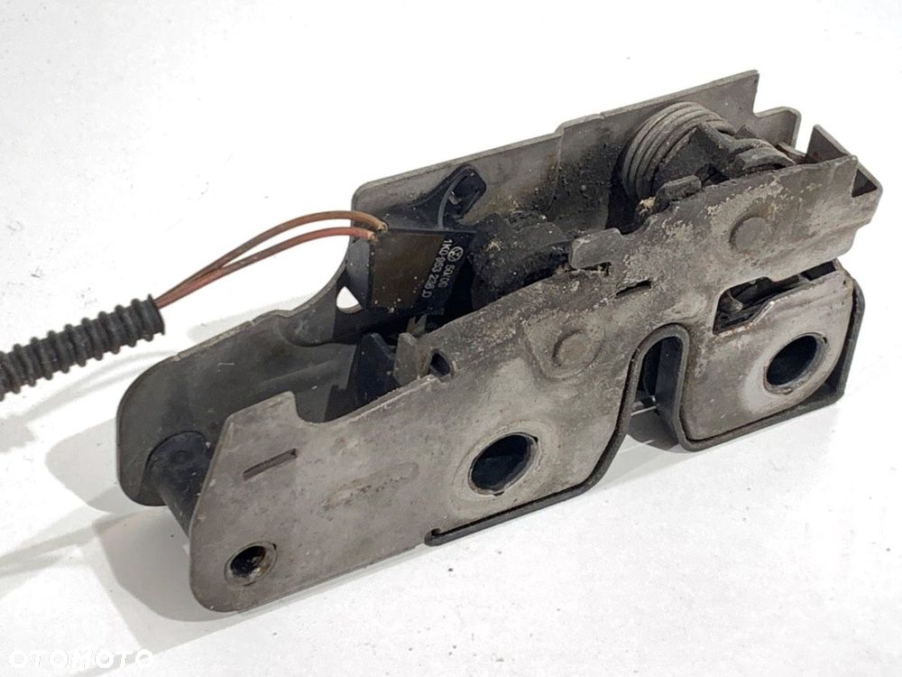 ZAMEK MASKI PRZÓD  PORSCHE PANAMERA (970) 2009 - 2017 4.8 4S 294 kW [400 KM] benzyna 2009 - 2013 - 3