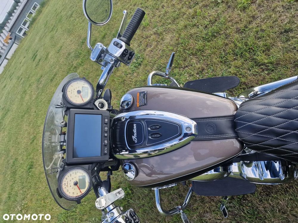 Indian Roadmaster - 18