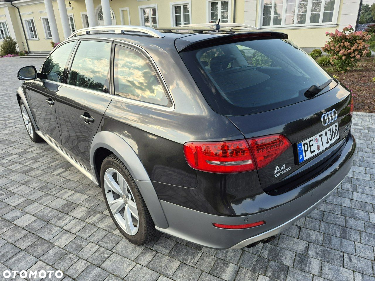 Audi A4 Allroad - 14