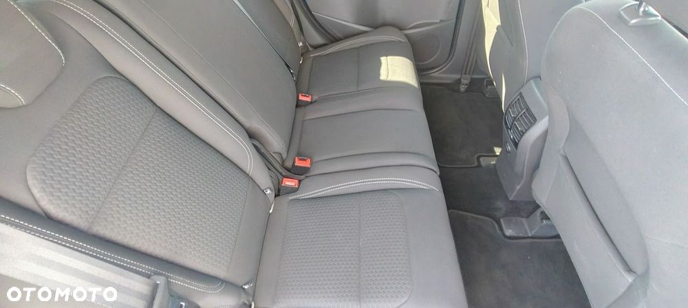 Ford Kuga 1.5 EcoBoost 2x4 Cool & Connect - 12